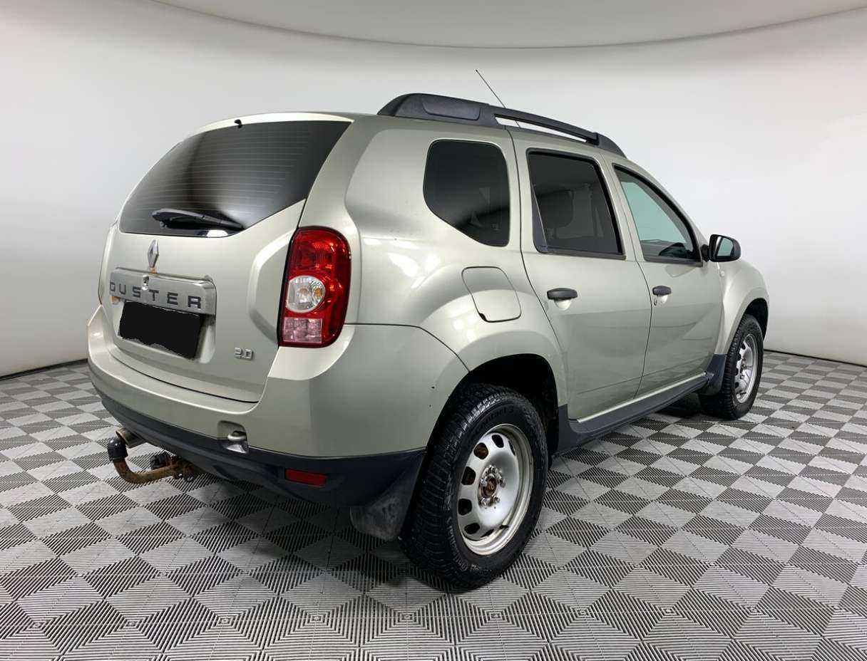 Renault Duster с пробегом — 2014 год. Фото: #4