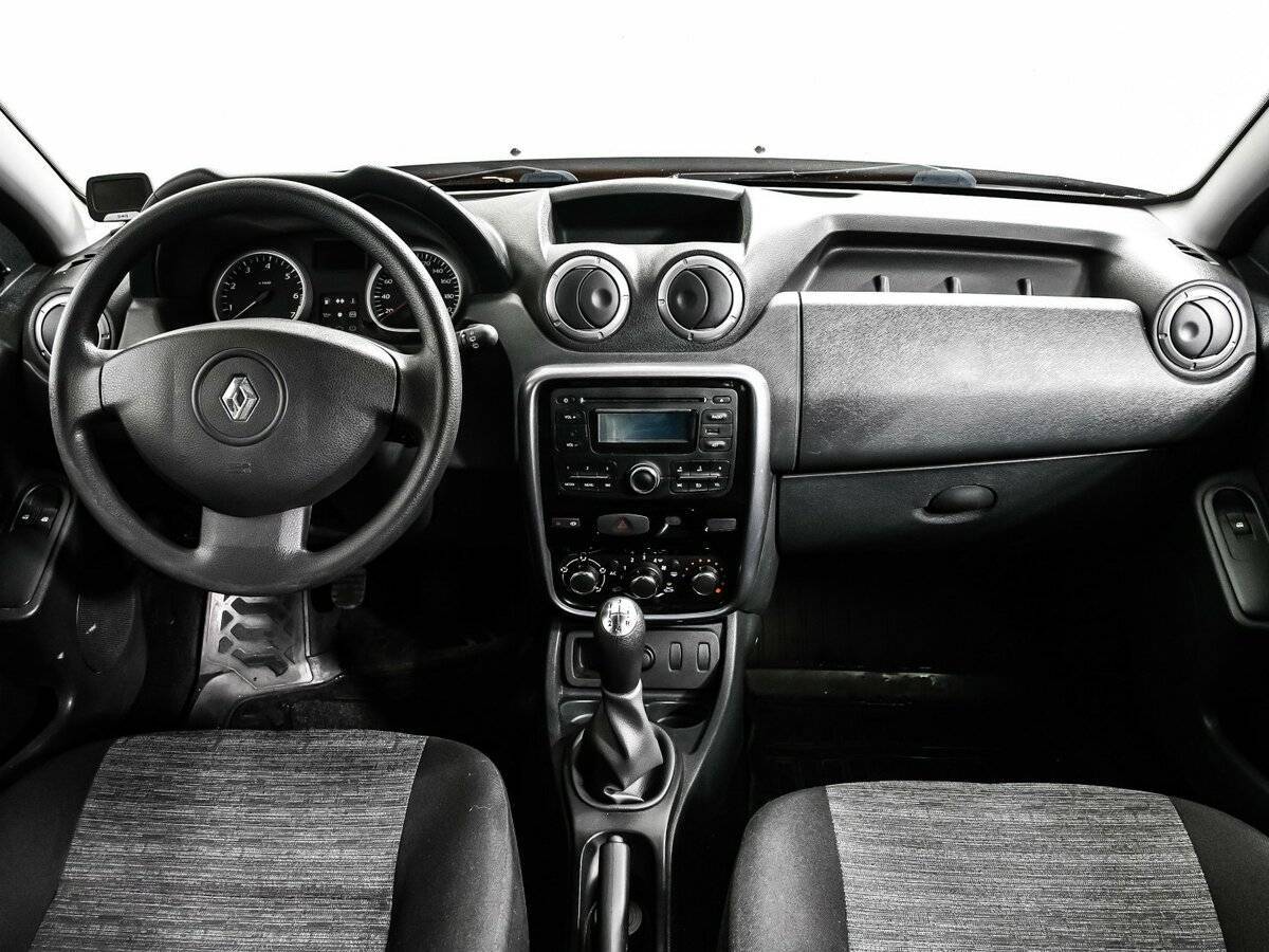 Renault Duster с пробегом — 2013 год. Фото: #10
