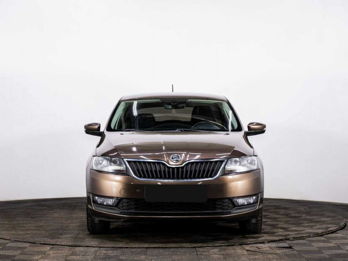 Skoda Rapid с пробегом — 2018 год. Фото: #1