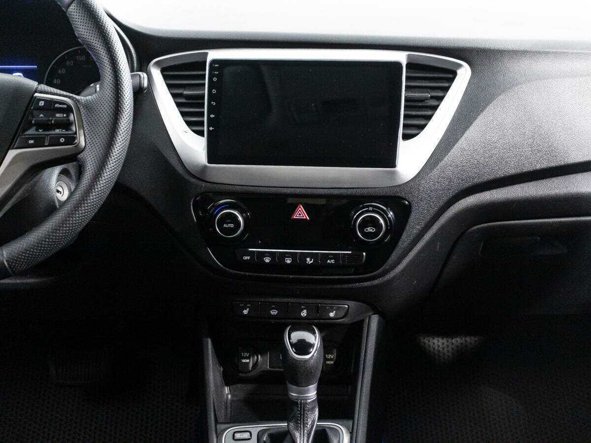 Hyundai Solaris с пробегом — 2019 год. Фото: #13