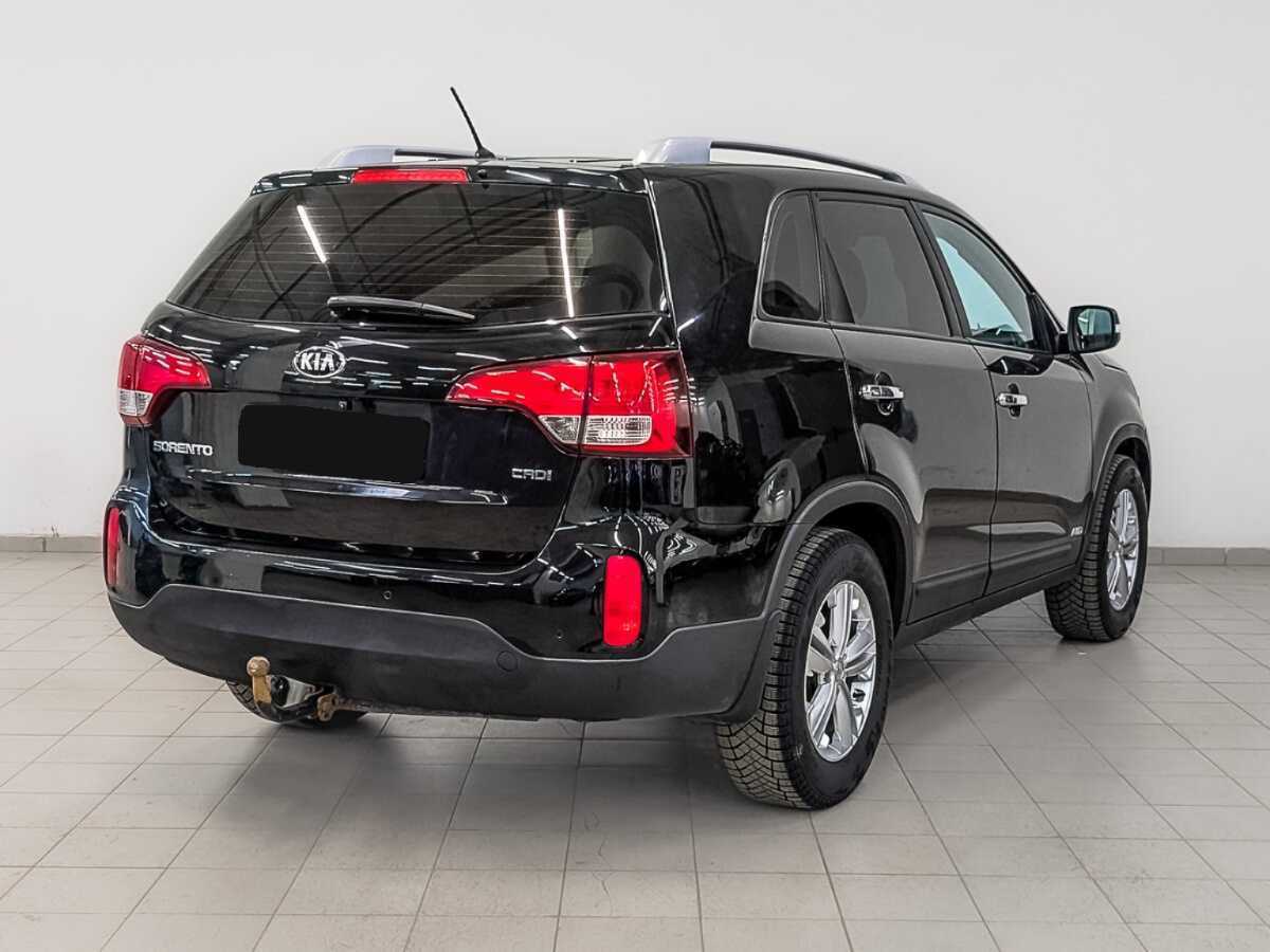 Kia Sorento с пробегом — 2015 год. Фото: #4