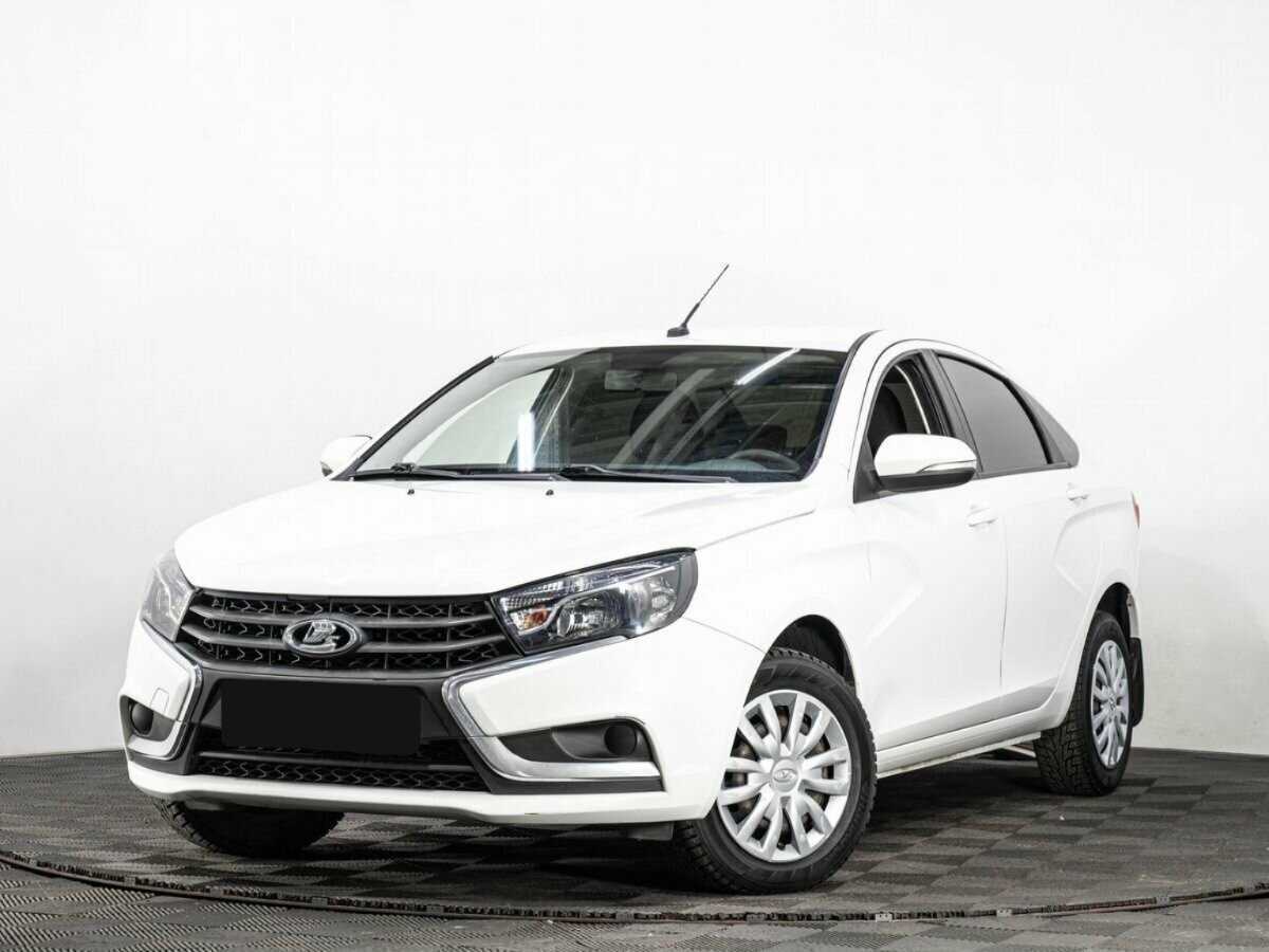 Lada (ВАЗ) Vesta с пробегом — 2017 год. Посмотреть фото