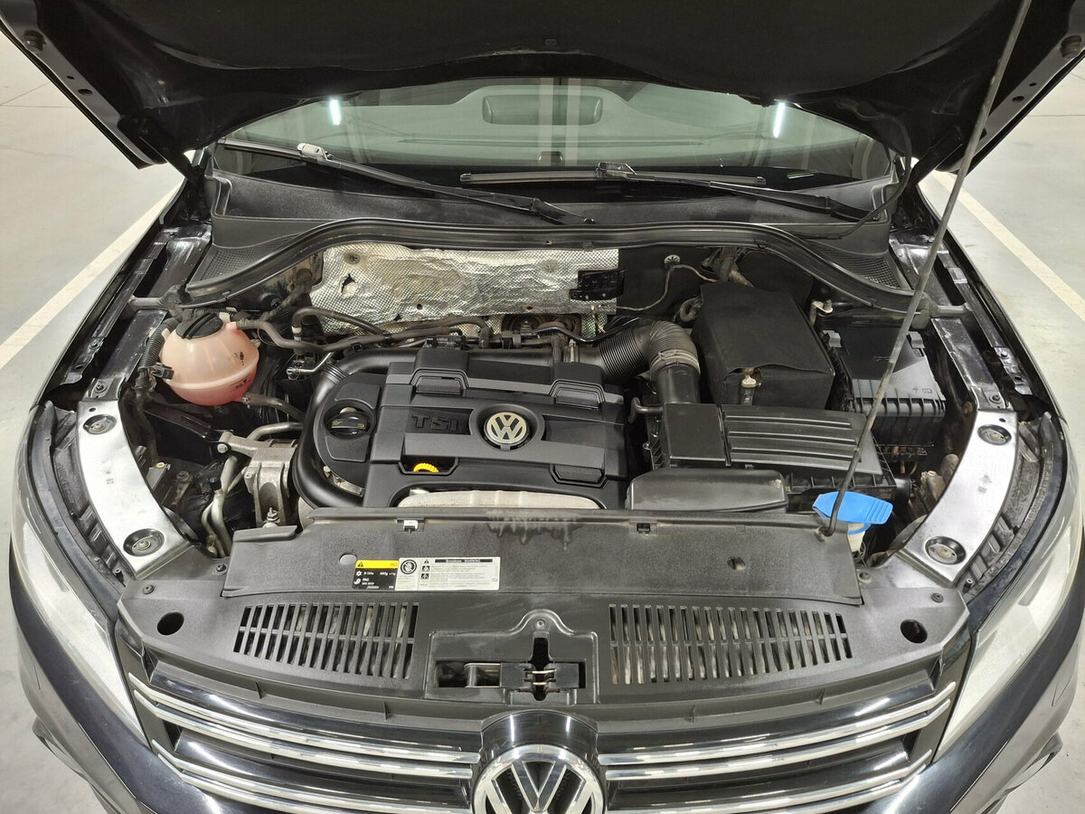 Volkswagen Tiguan с пробегом — 2014 год. Фото: #8