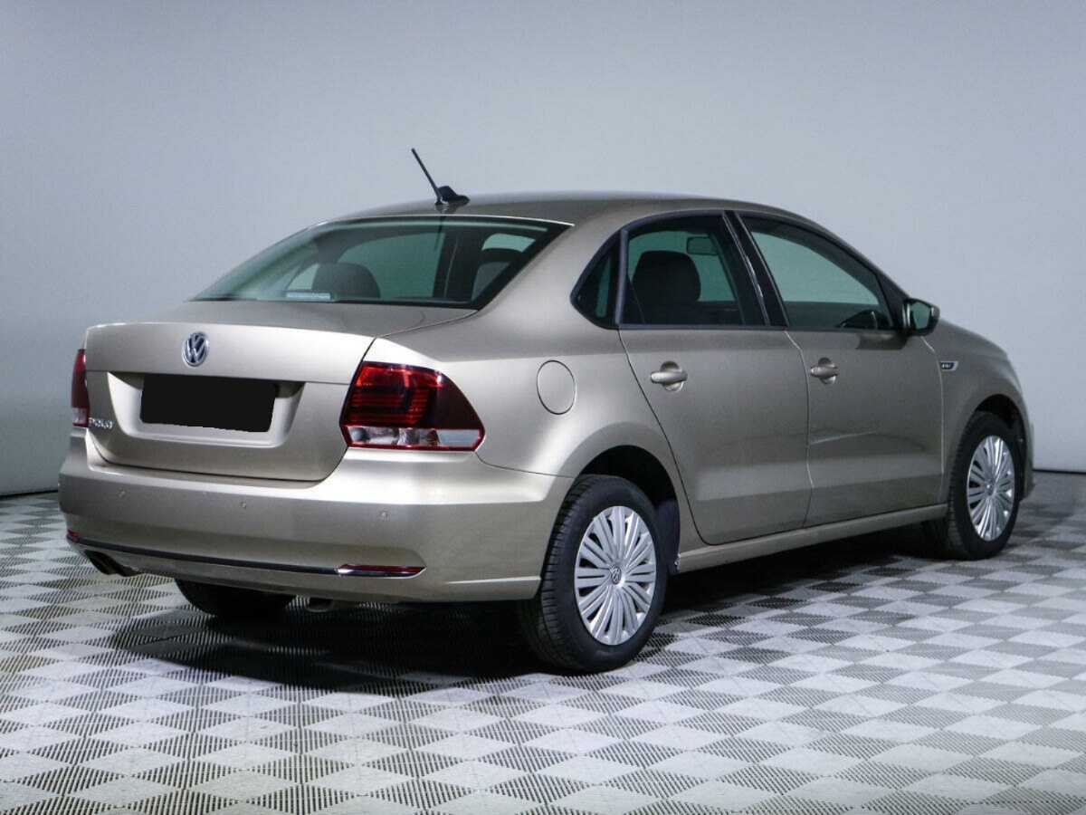 Volkswagen Polo с пробегом — 2019 год. Фото: #4