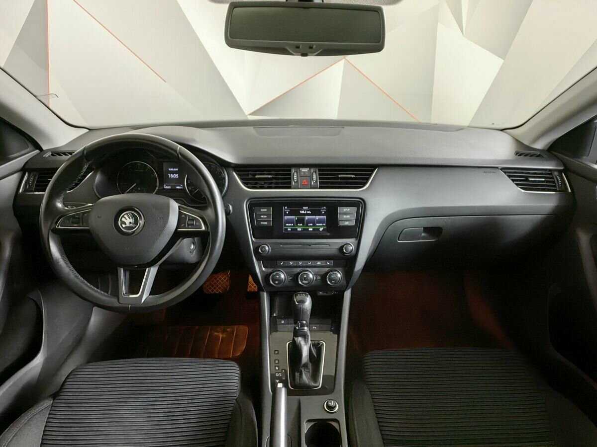 Skoda Octavia с пробегом — 2015 год. Фото: #9