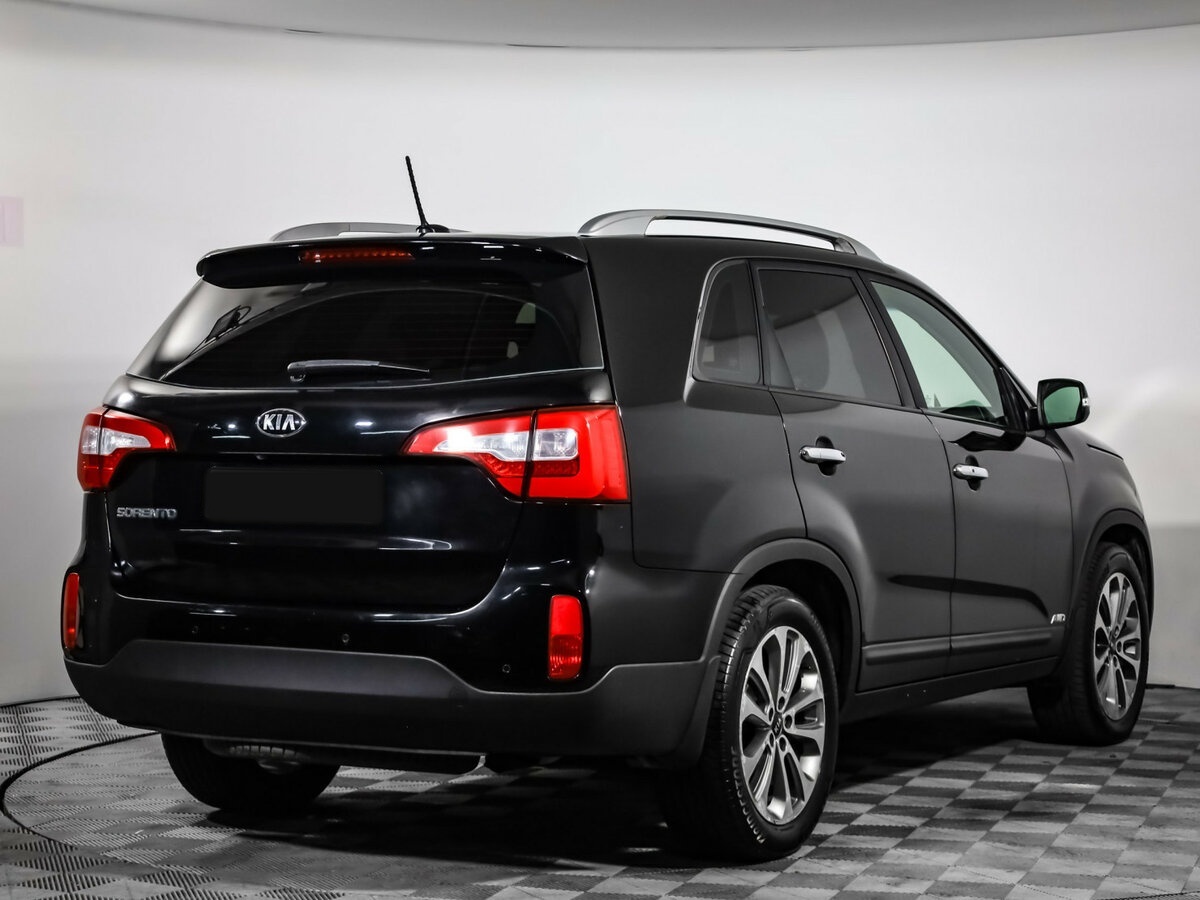 Kia Sorento с пробегом — 2014 год. Фото: #4