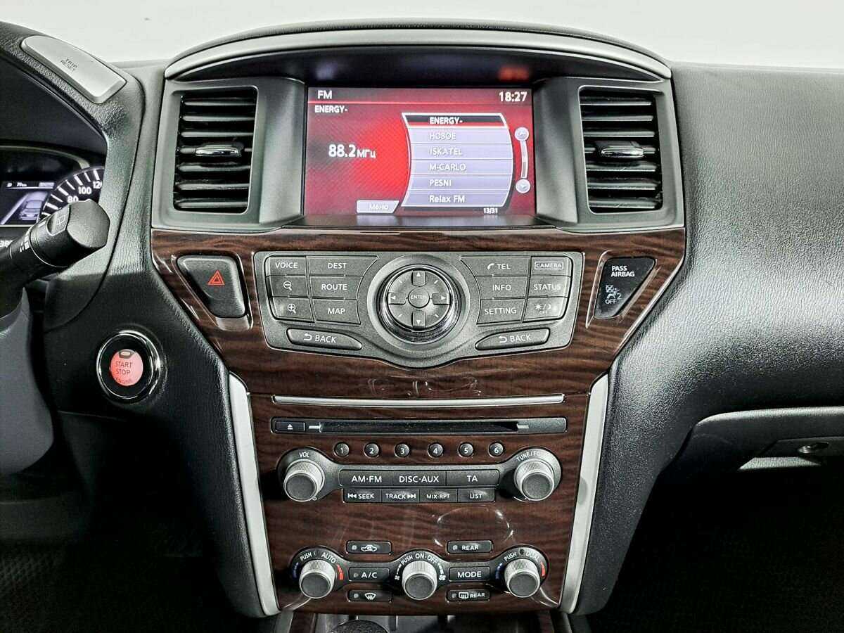 Nissan Pathfinder с пробегом — 2014 год. Фото: #12