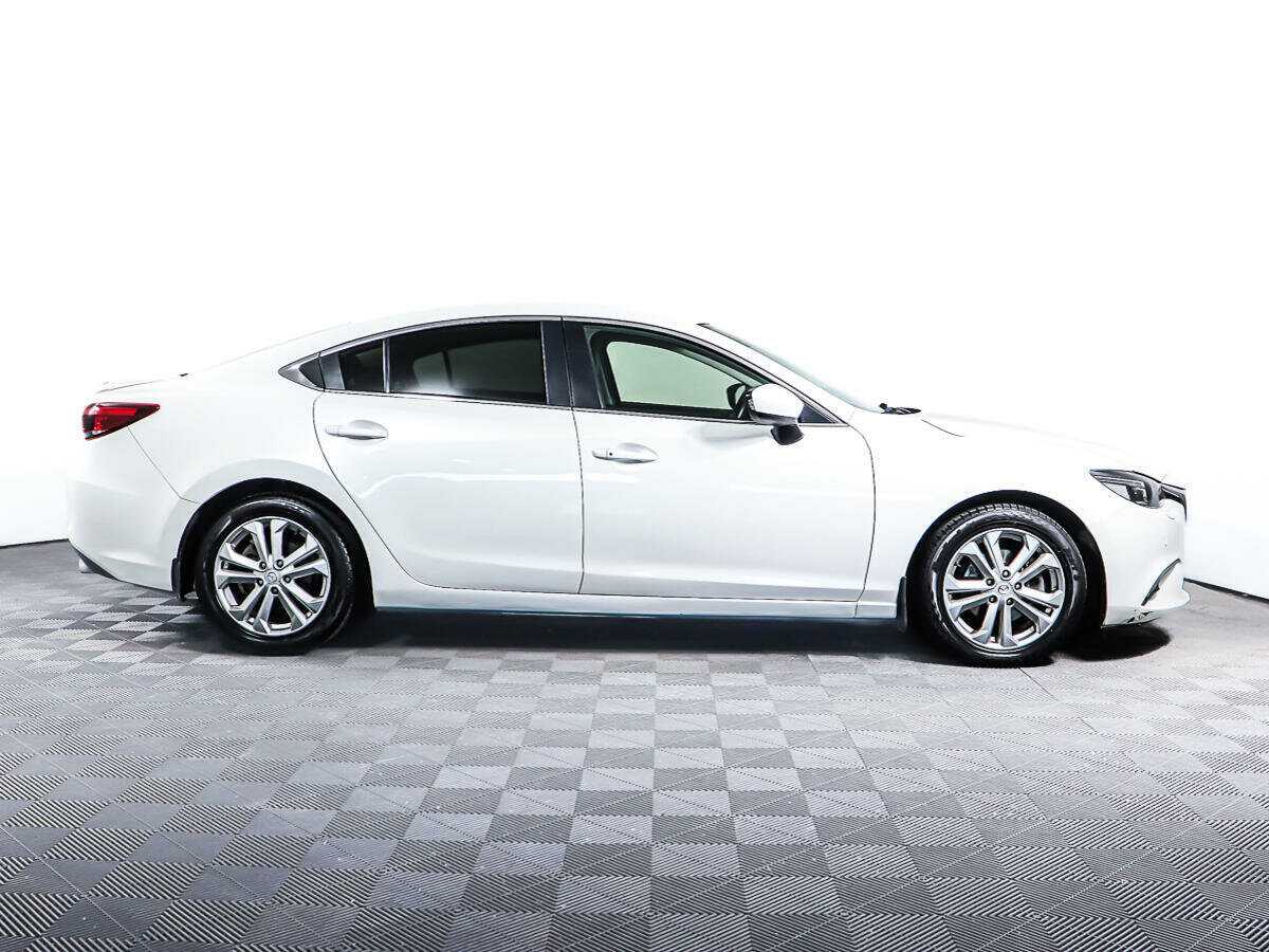 Mazda 6 с пробегом — 2015 год. Фото: #2