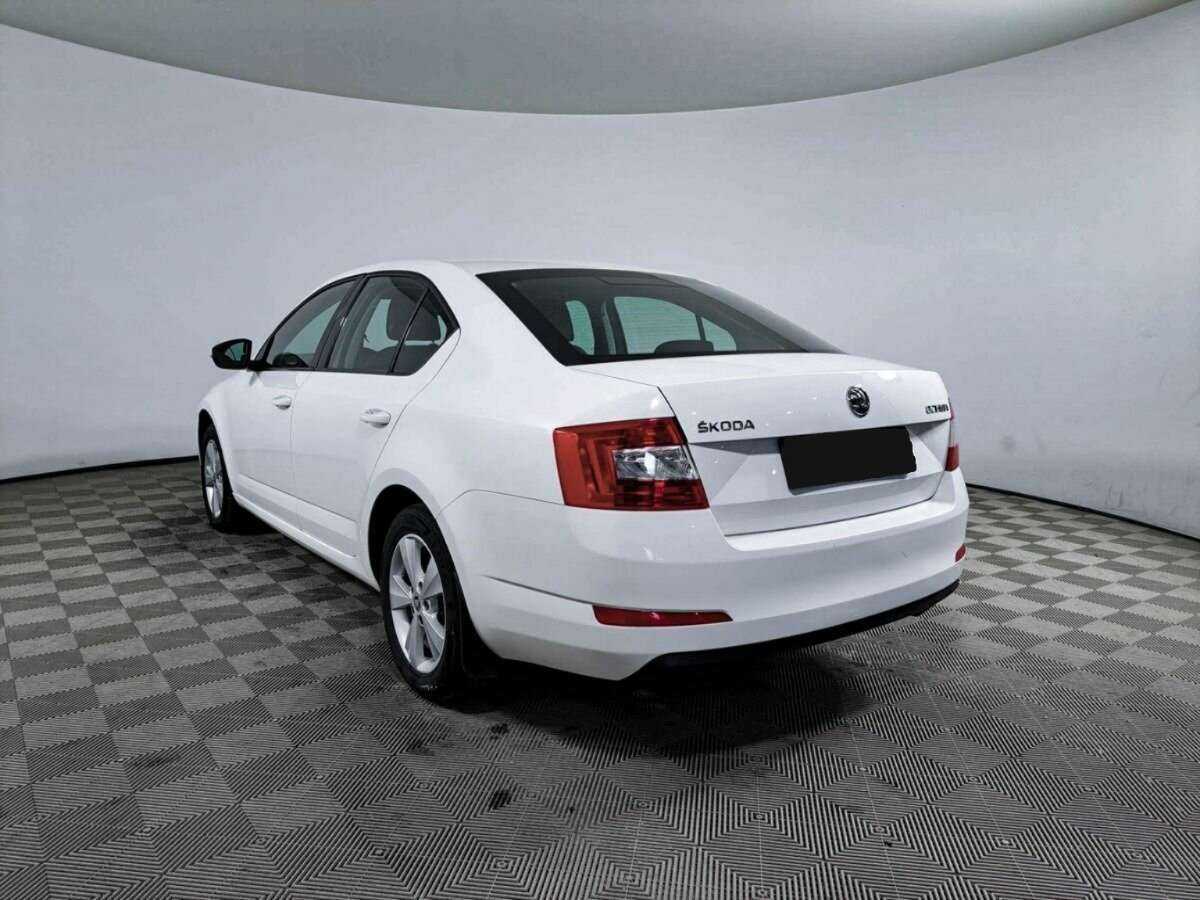 Skoda Octavia с пробегом — 2014 год. Фото: #6