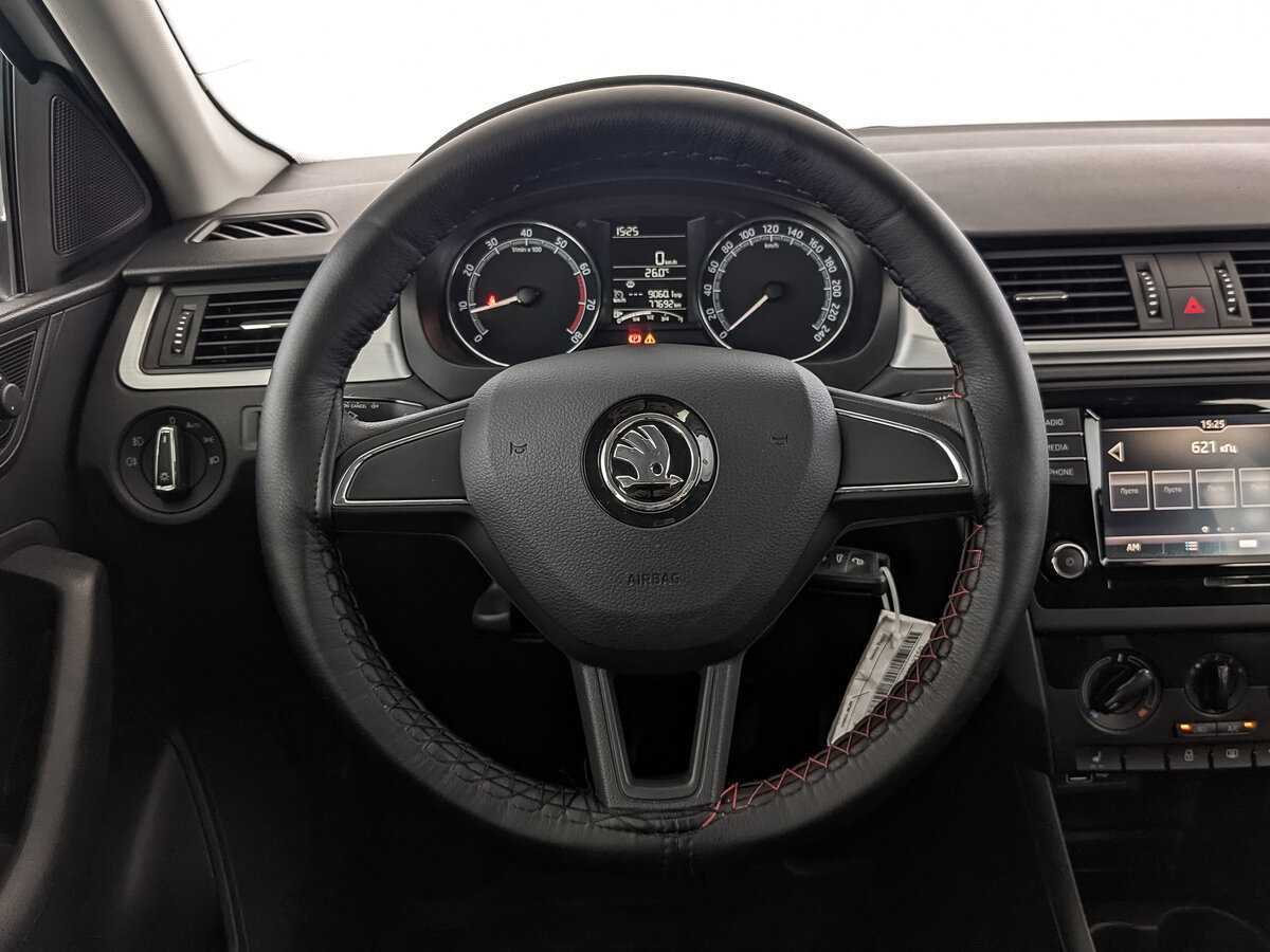 Skoda Rapid с пробегом — 2019 год. Фото: #17