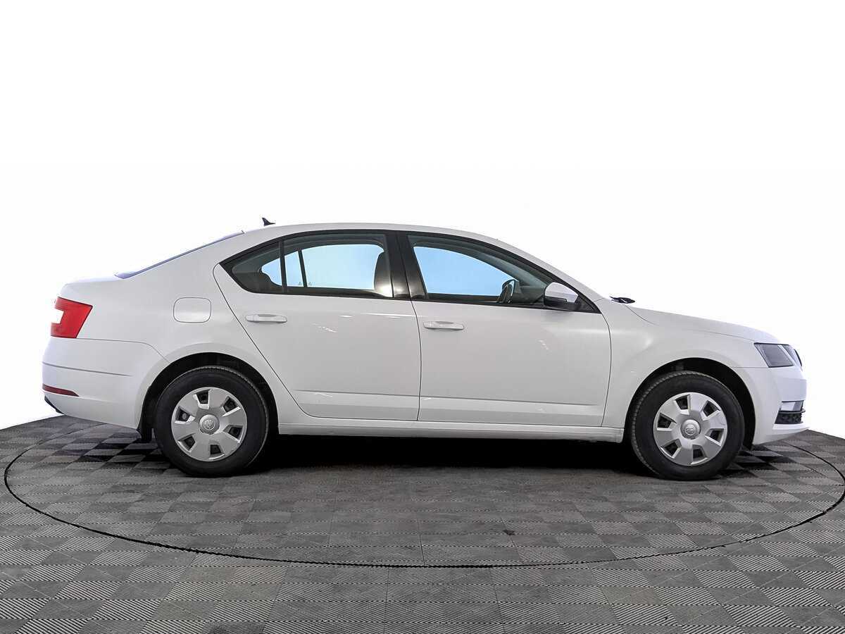 Skoda Octavia с пробегом — 2019 год. Фото: #3