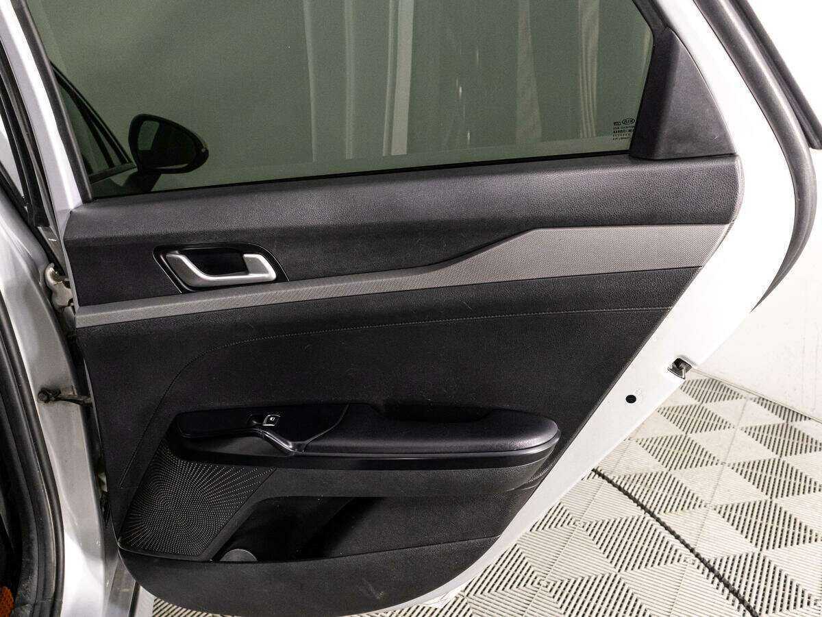 Kia K5 с пробегом — 2020 год. Фото: #24