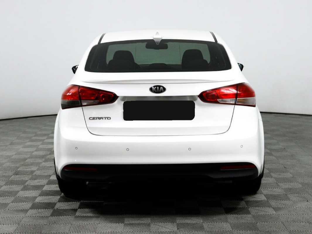Kia Cerato с пробегом — 2018 год. Фото: #5