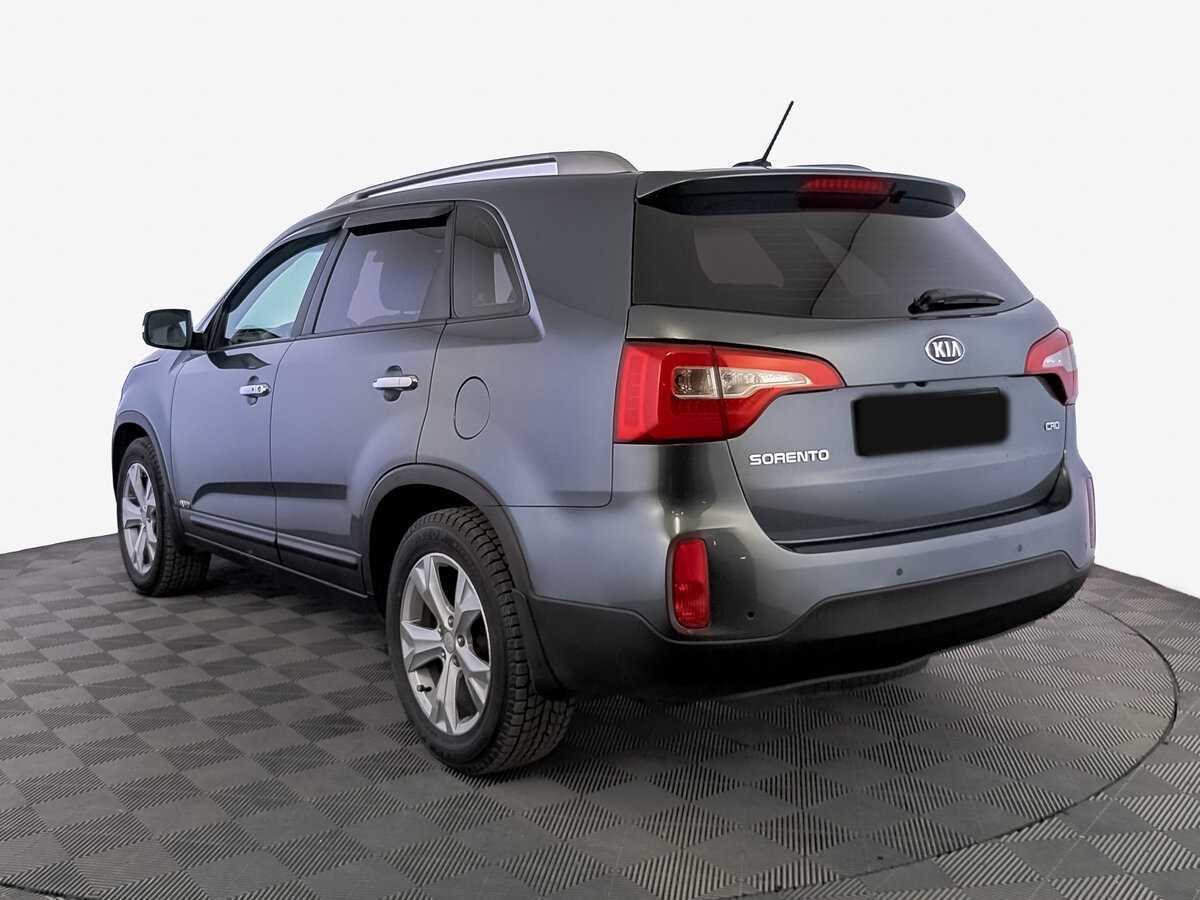 Kia Sorento с пробегом — 2018 год. Фото: #6