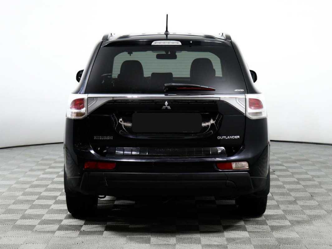 Mitsubishi Outlander с пробегом — 2013 год. Фото: #5