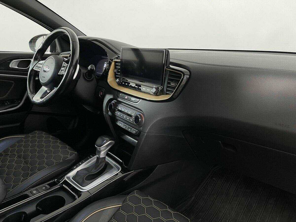 Kia XCeed с пробегом — 2020 год. Фото: #8