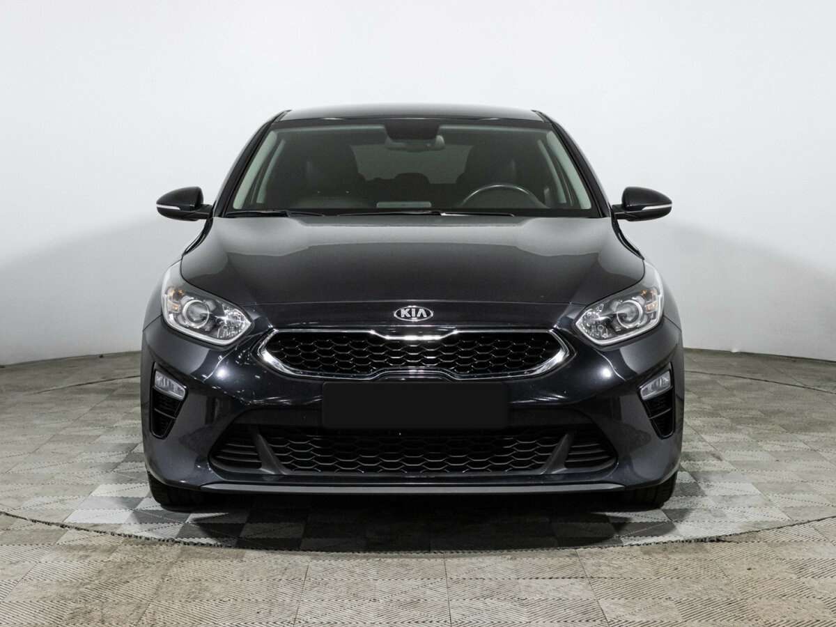 Kia Ceed с пробегом — 2019 год. Фото: #1