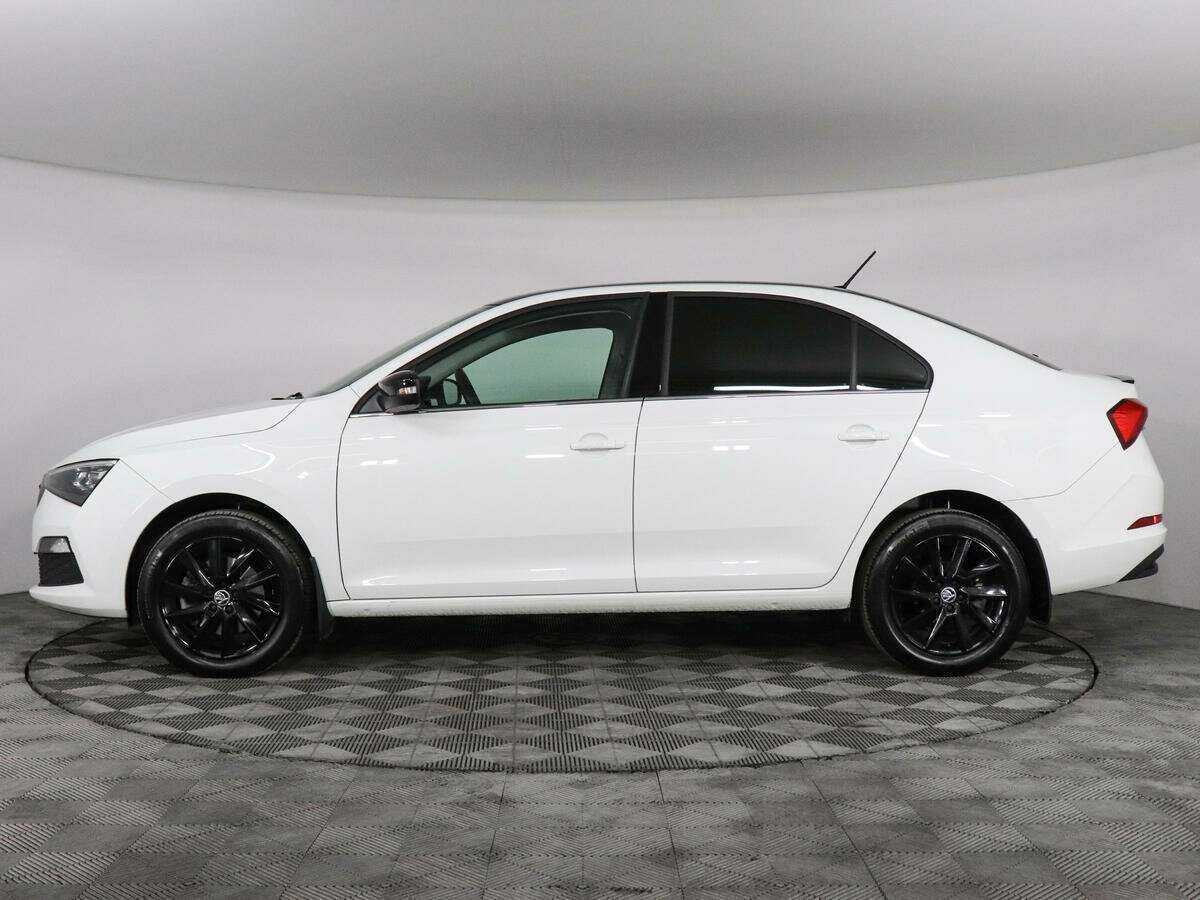 Skoda Rapid с пробегом — 2021 год. Фото: #7