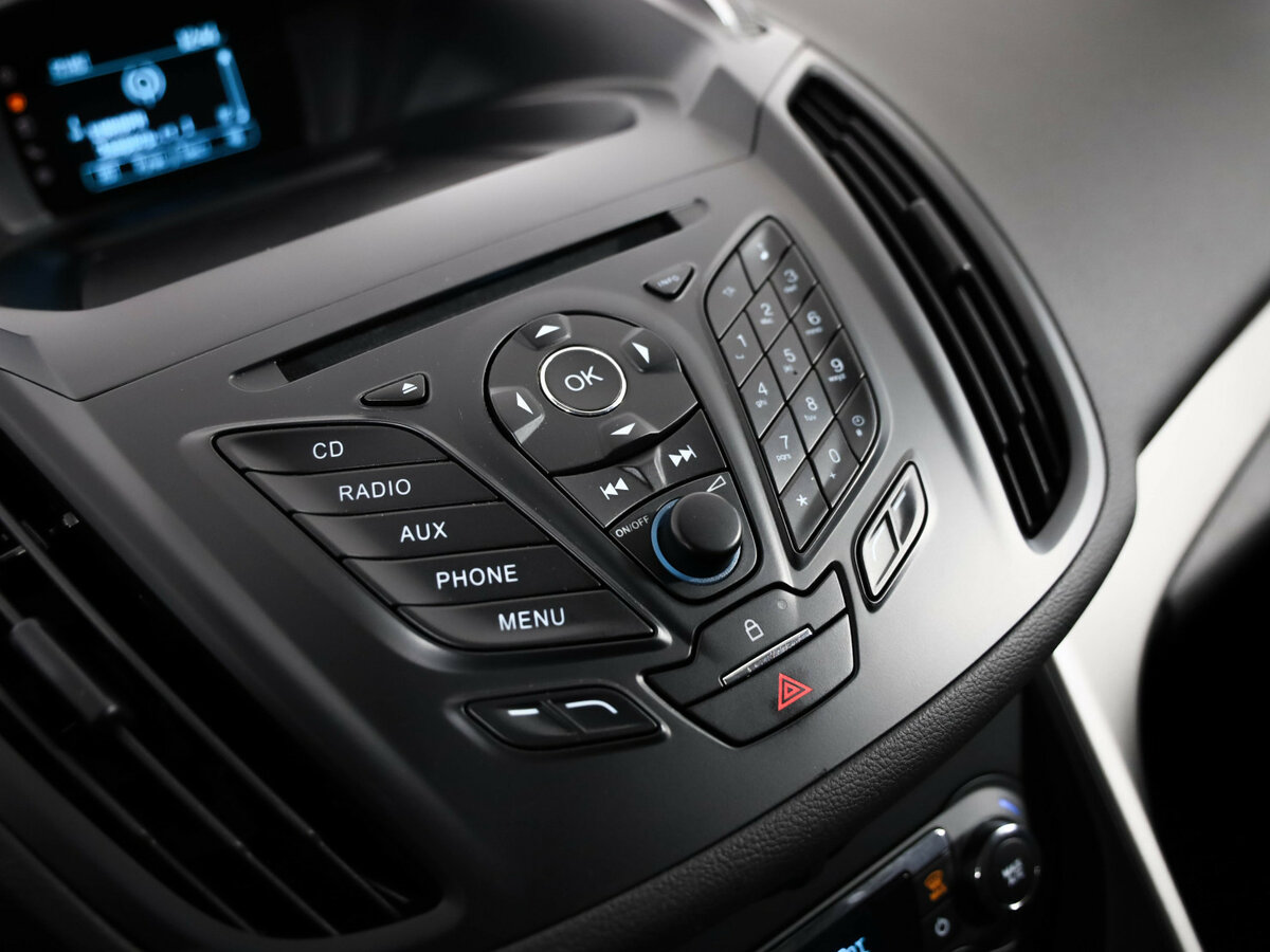 Ford Kuga с пробегом — 2016 год. Фото: #11