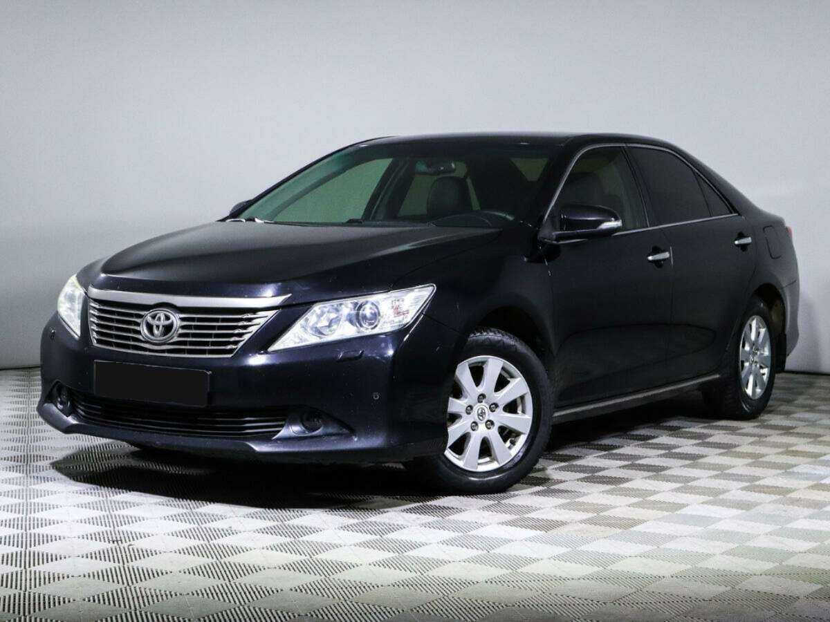 Toyota Camry с пробегом — 2012 год. Фото: #0