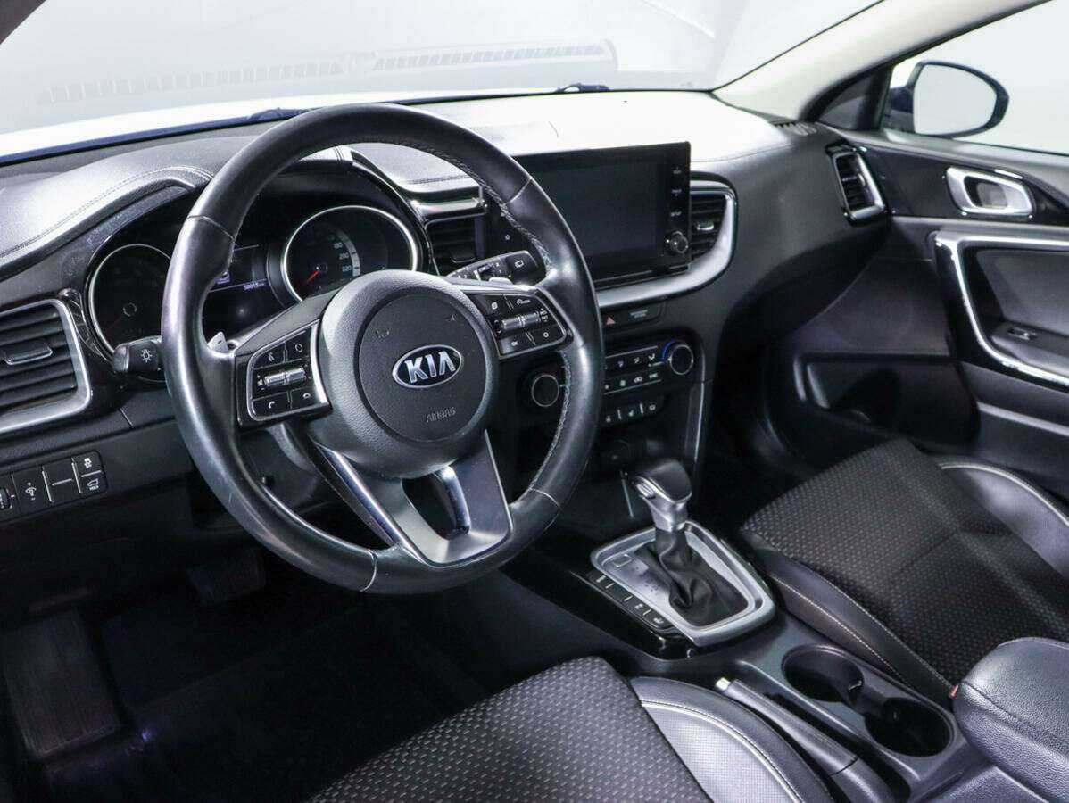 Kia XCeed с пробегом — 2020 год. Фото: #11