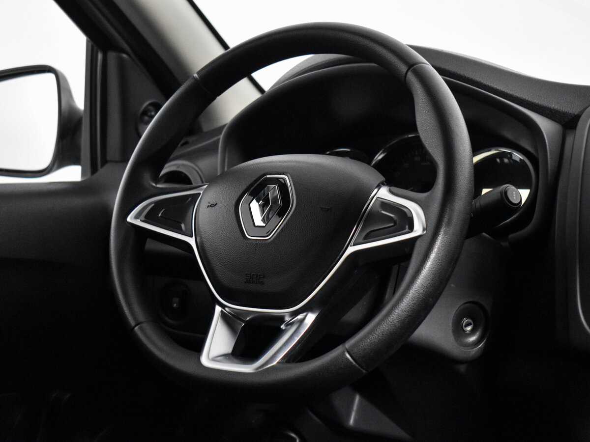 Renault Logan с пробегом — 2020 год. Фото: #13