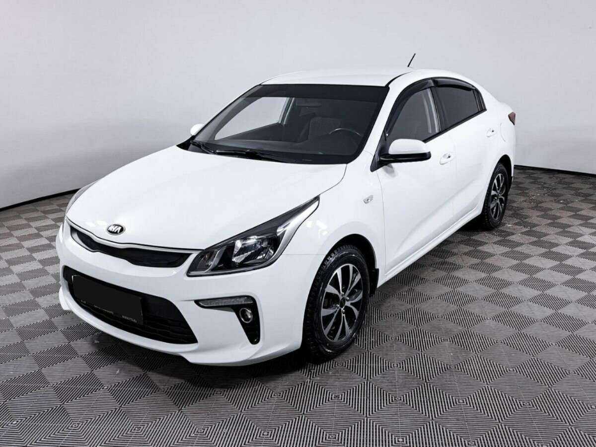 Kia Rio с пробегом — 2017 год. Посмотреть фото