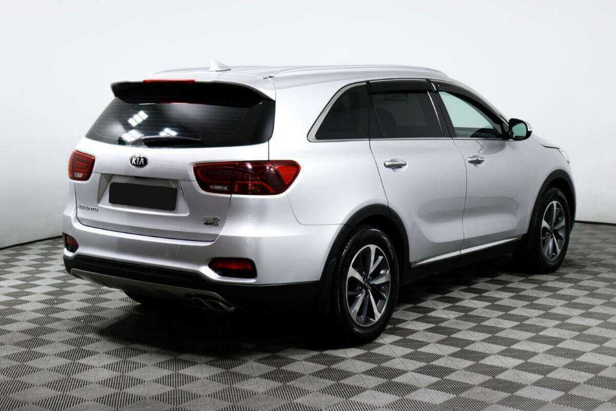 Kia Sorento с пробегом — 2018 год. Фото: #4