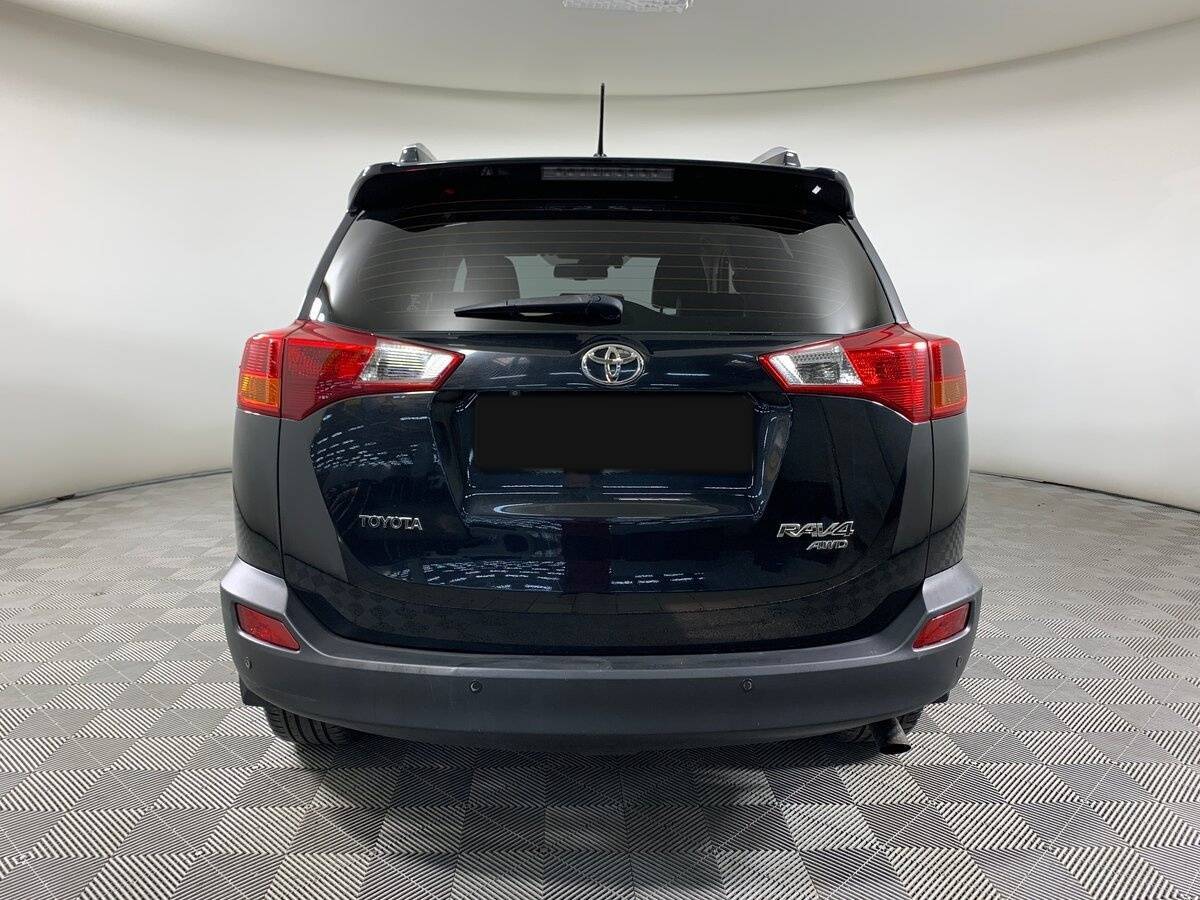 Toyota RAV4 с пробегом — 2013 год. Фото: #5