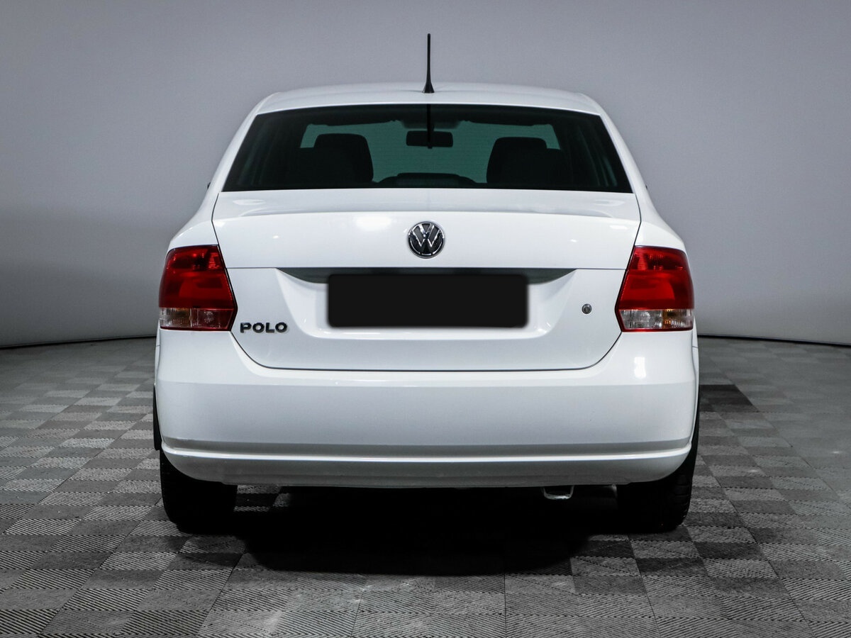 Volkswagen Polo с пробегом — 2014 год. Фото: #4