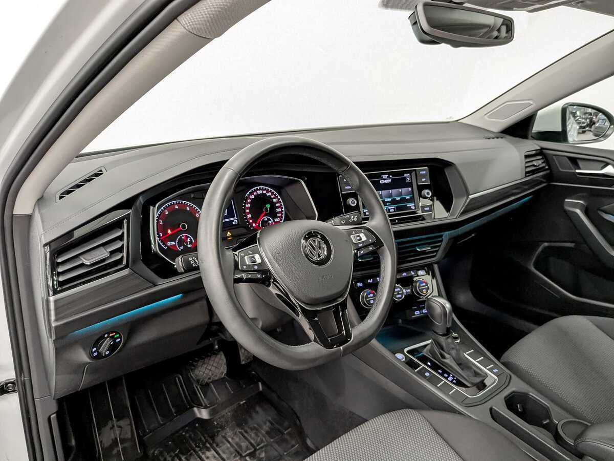 Volkswagen Jetta с пробегом — 2020 год. Фото: #15