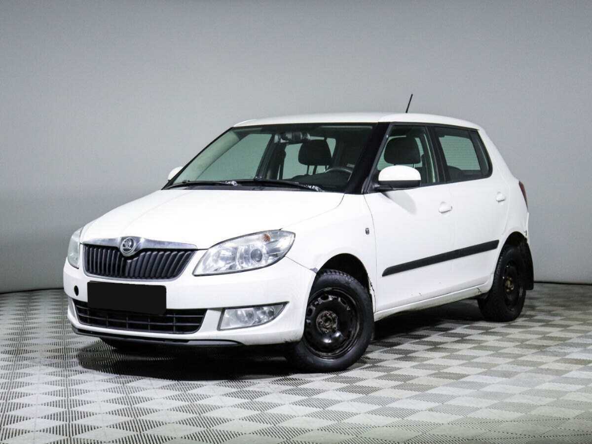 Skoda Fabia с пробегом — 2014 год. Посмотреть фото