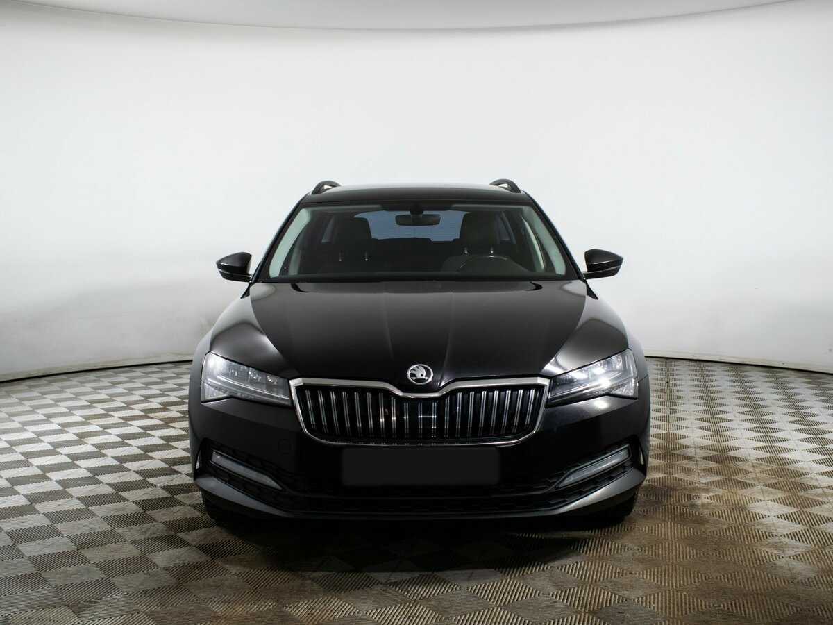 Skoda Superb с пробегом — 2020 год. Фото: #1