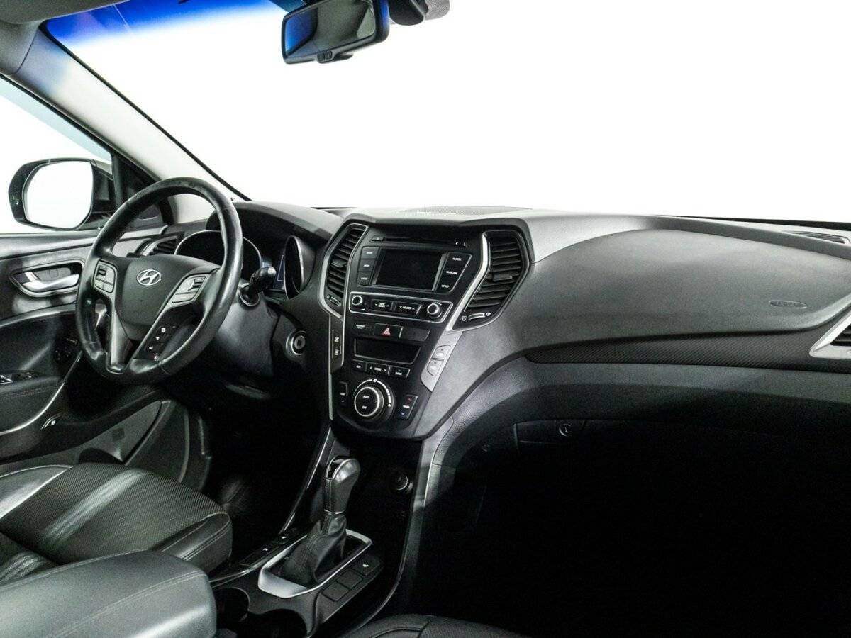 Hyundai Santa Fe с пробегом — 2017 год. Фото: #8