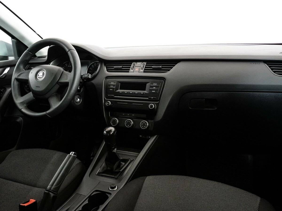 Skoda Octavia с пробегом — 2013 год. Фото: #8