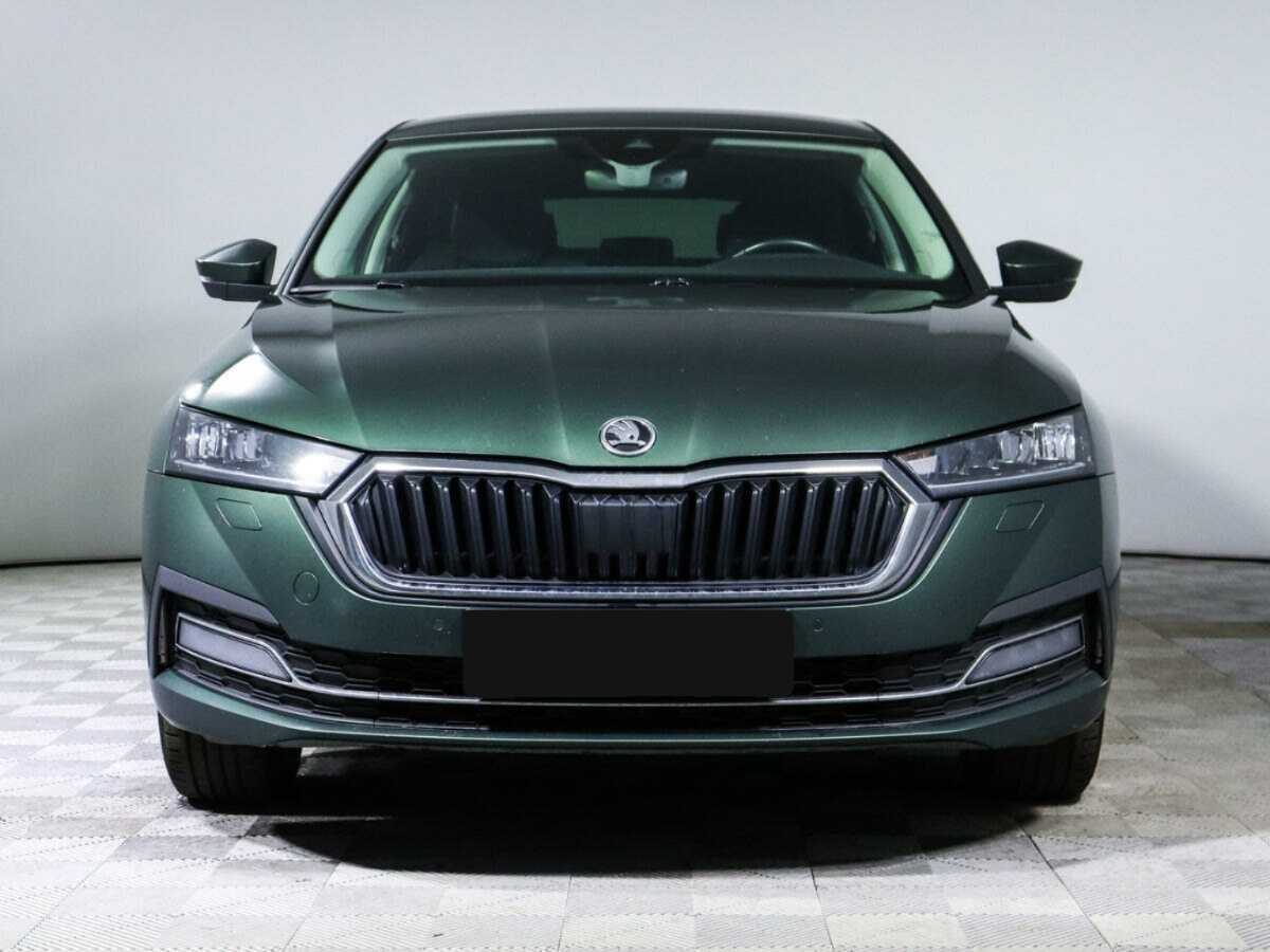 Skoda Octavia с пробегом — 2021 год. Фото: #1