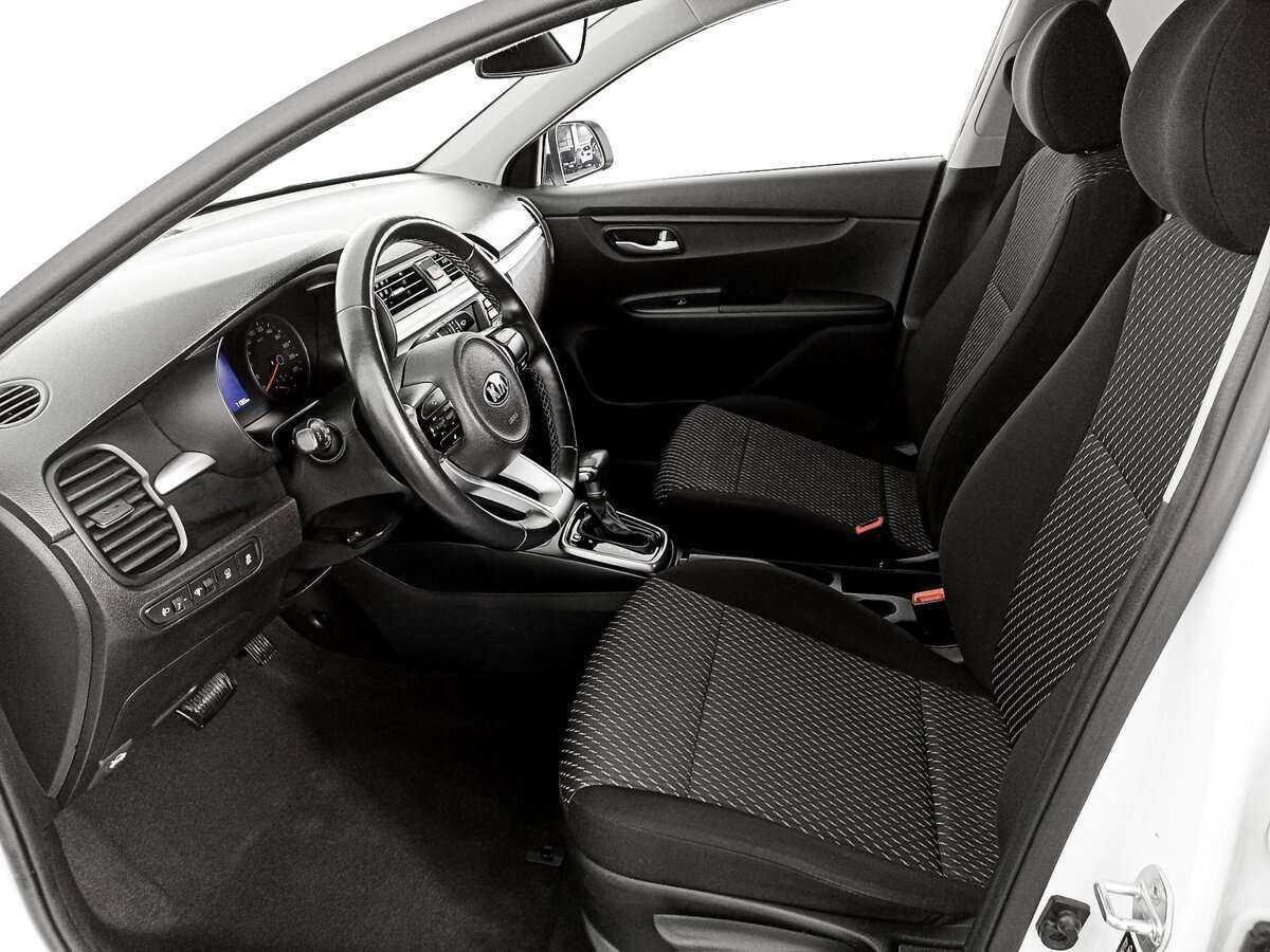 Kia Rio с пробегом — 2020 год. Фото: #13