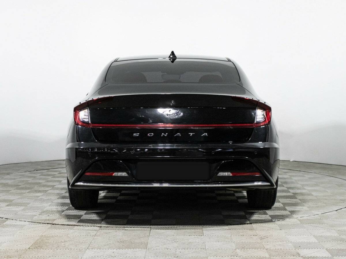 Hyundai Sonata с пробегом — 2020 год. Фото: #4