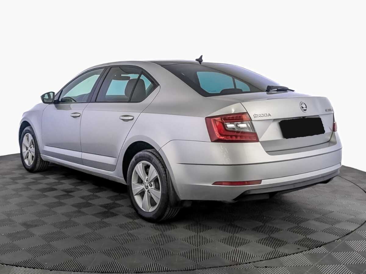 Skoda Octavia с пробегом — 2018 год. Фото: #6