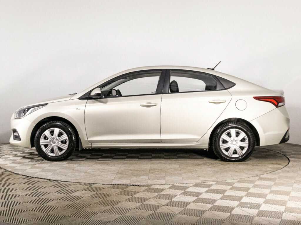 Hyundai Solaris с пробегом — 2018 год. Фото: #7