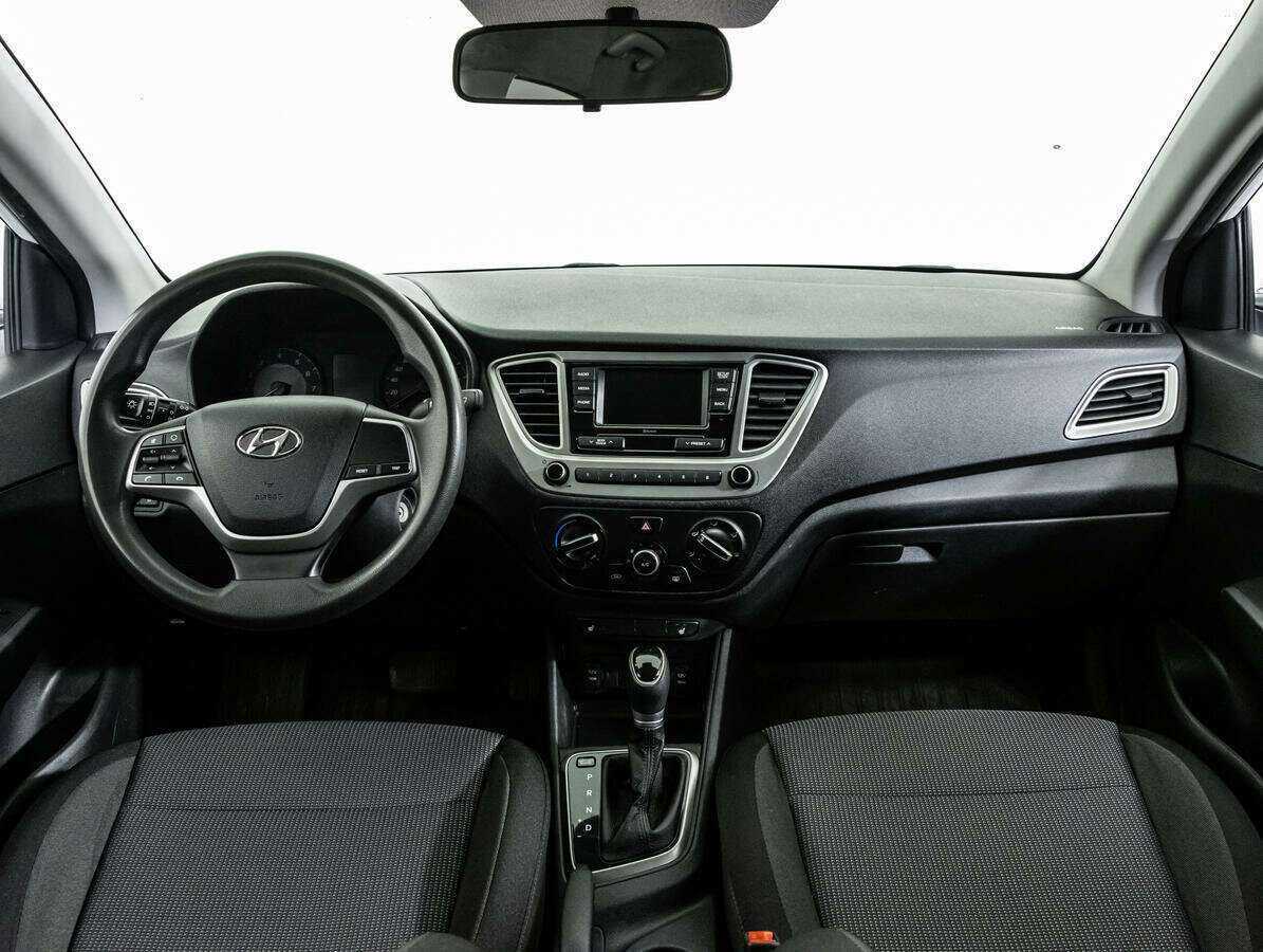 Hyundai Solaris с пробегом — 2020 год. Фото: #11