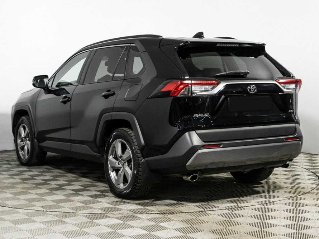 Toyota RAV4 с пробегом — 2020 год. Фото: #6