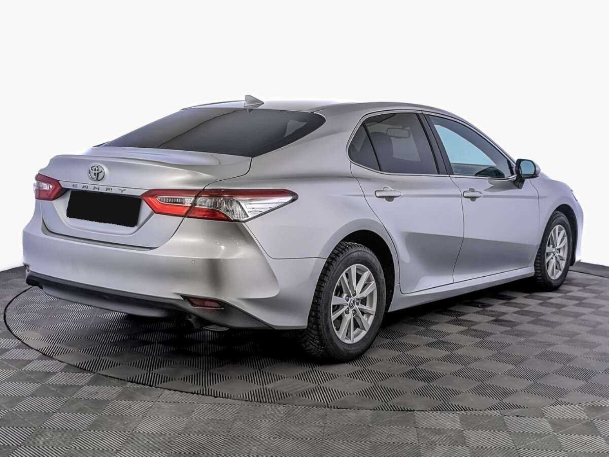 Toyota Camry с пробегом — 2020 год. Фото: #4