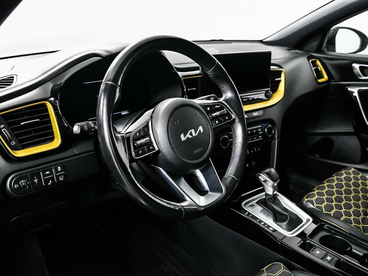 Kia XCeed с пробегом — 2021 год. Фото: #12