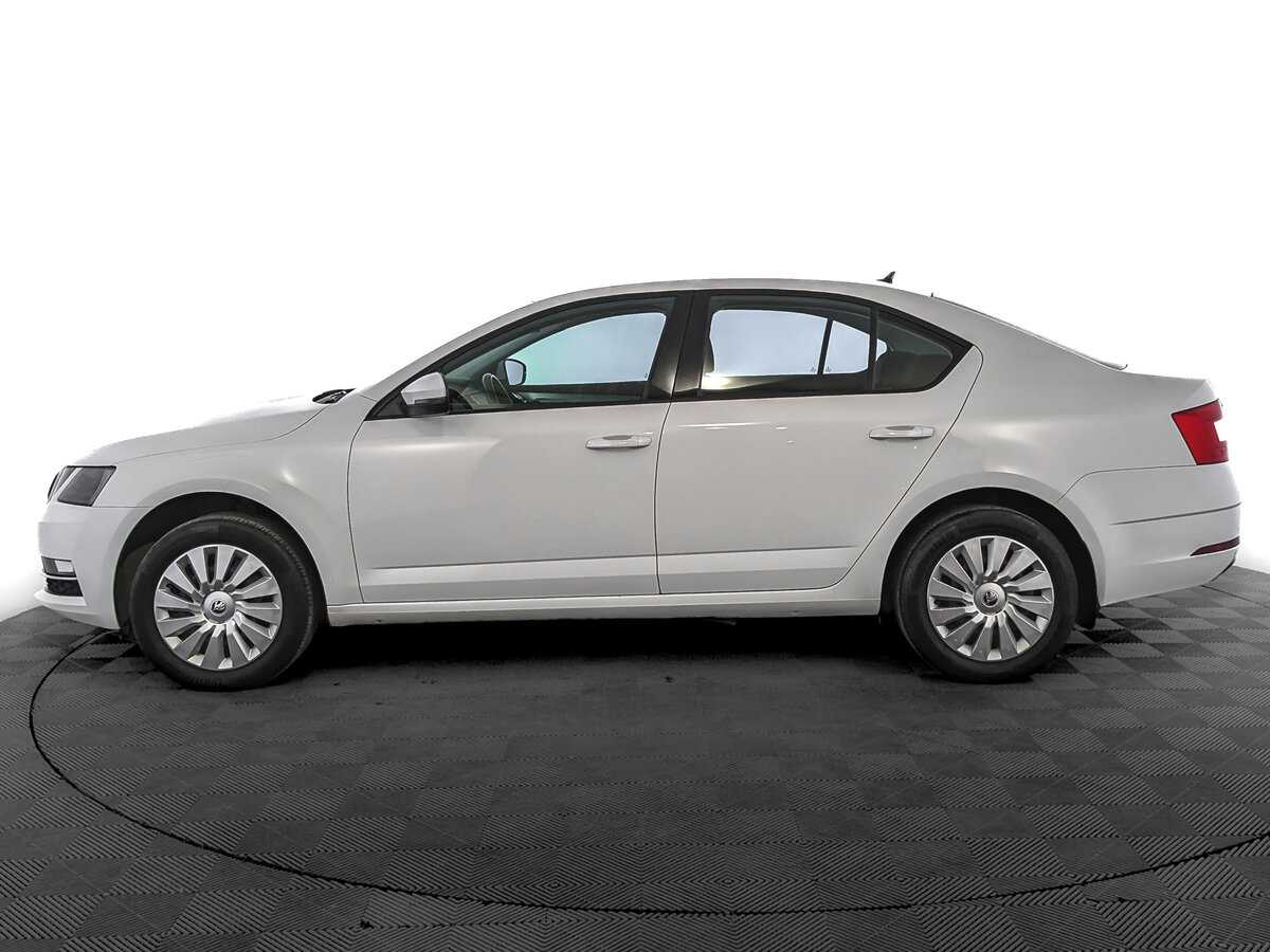 Skoda Octavia с пробегом — 2018 год. Фото: #7
