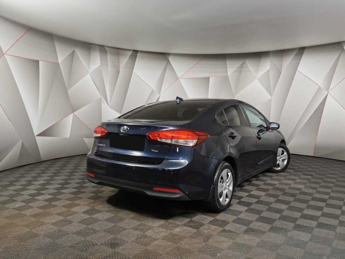 Kia Cerato с пробегом — 2018 год. Фото: #1
