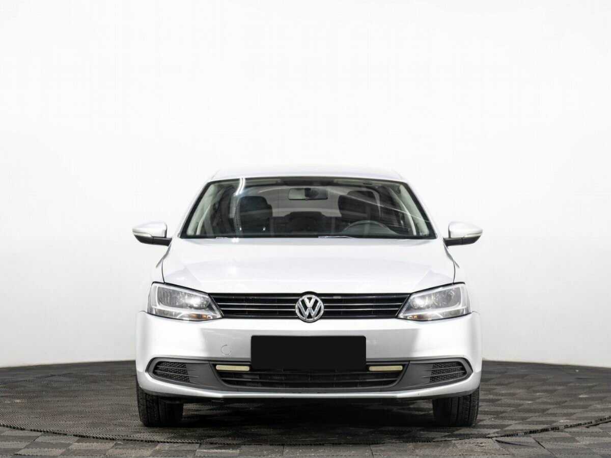 Volkswagen Jetta с пробегом — 2013 год. Фото: #1