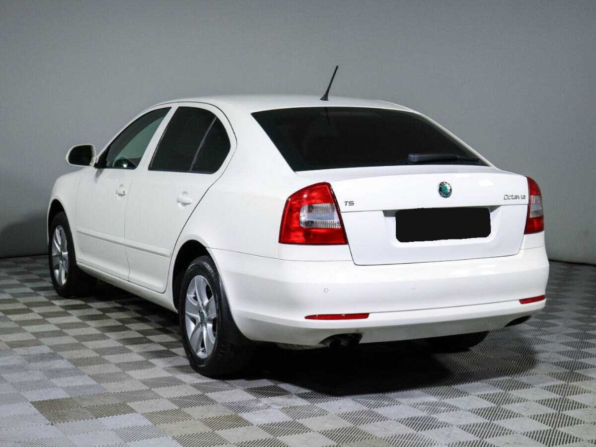 Skoda Octavia с пробегом — 2012 год. Фото: #6