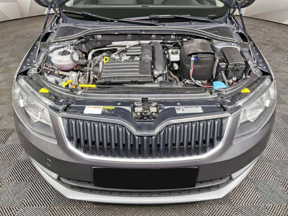 Skoda Octavia с пробегом — 2013 год. Фото: #10