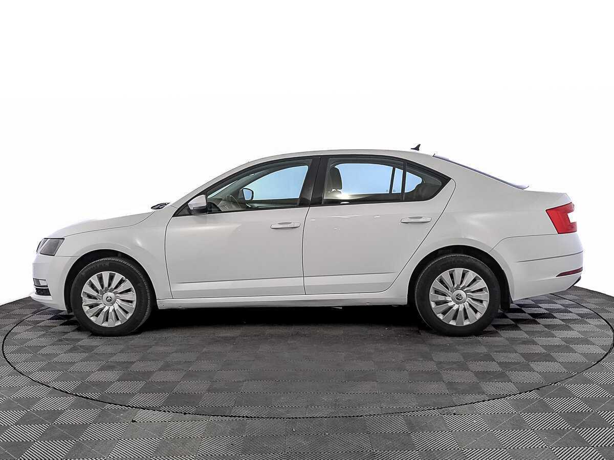 Skoda Octavia с пробегом — 2019 год. Фото: #7